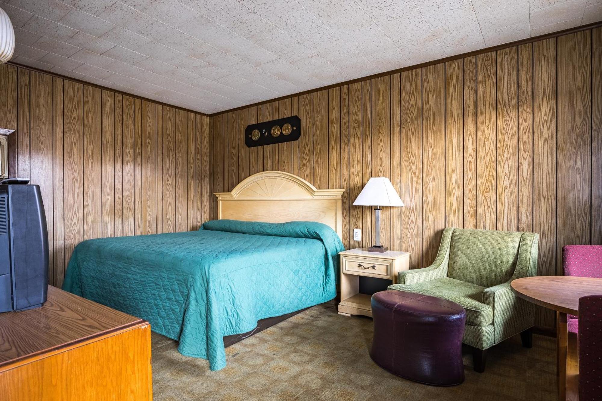 Oyo Hotel Holly Springs Ms Exterior photo