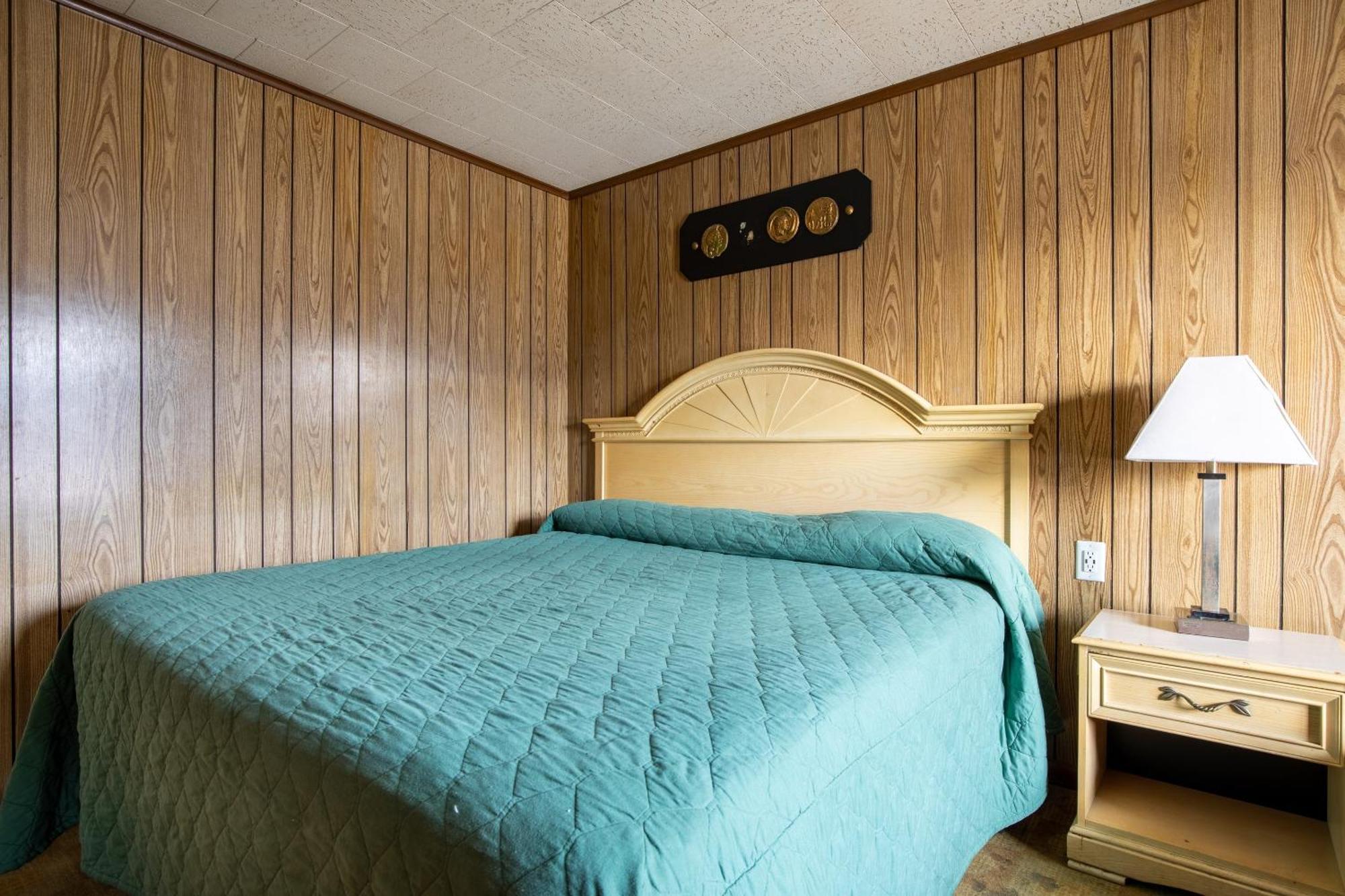 Oyo Hotel Holly Springs Ms Exterior photo