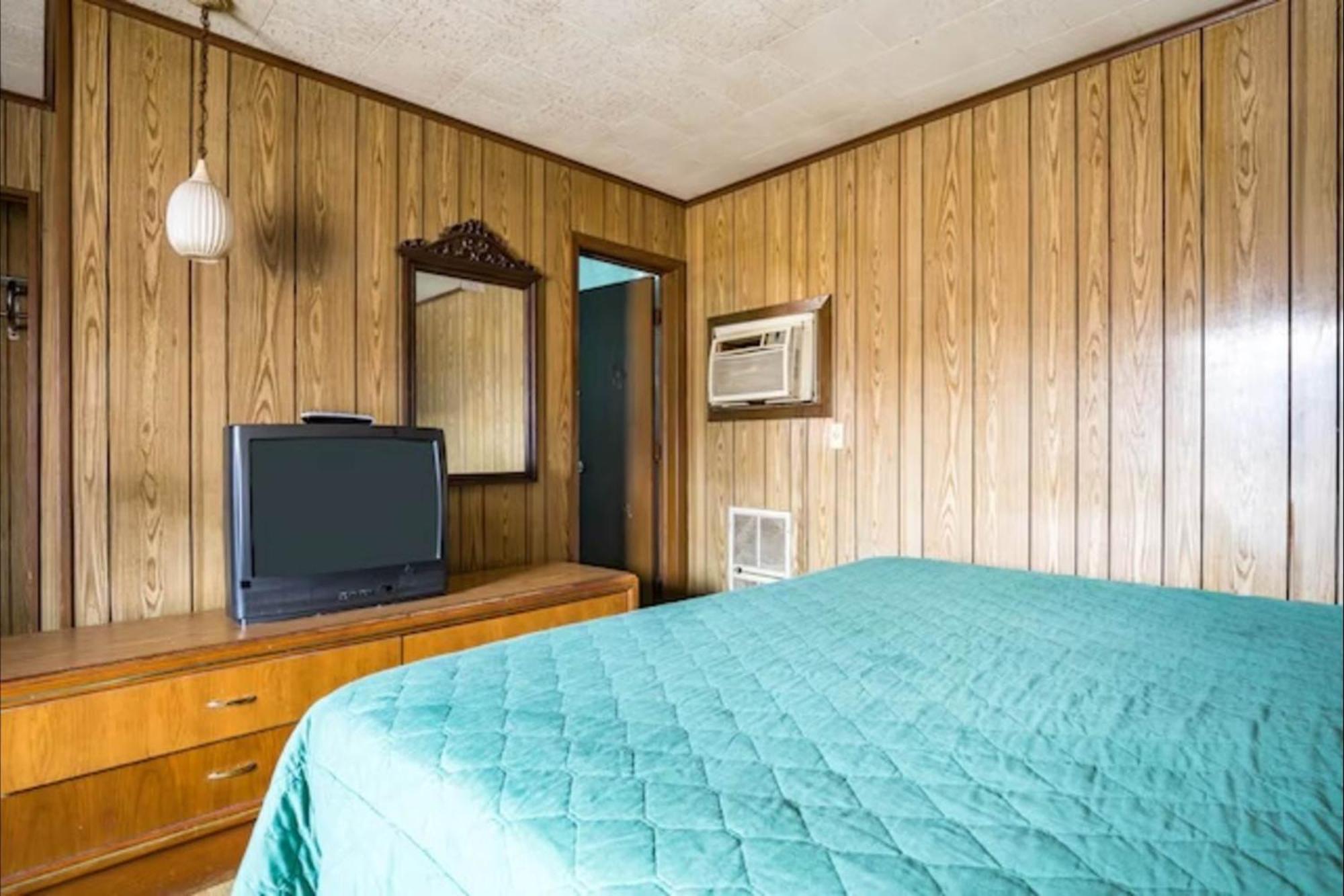 Oyo Hotel Holly Springs Ms Exterior photo